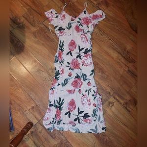 One Clothing Los Angeles  womens Large pink with flowers